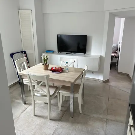 Gemuetliches 2 In Guter Lage Apartamento *